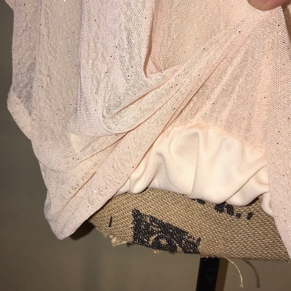 🆕Ember Blouse - Picture 3 of 10